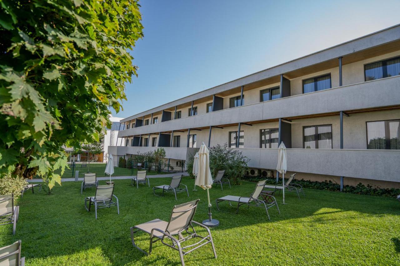 Appartementhaus Karawankenhof Φίλλαχ Εξωτερικό φωτογραφία